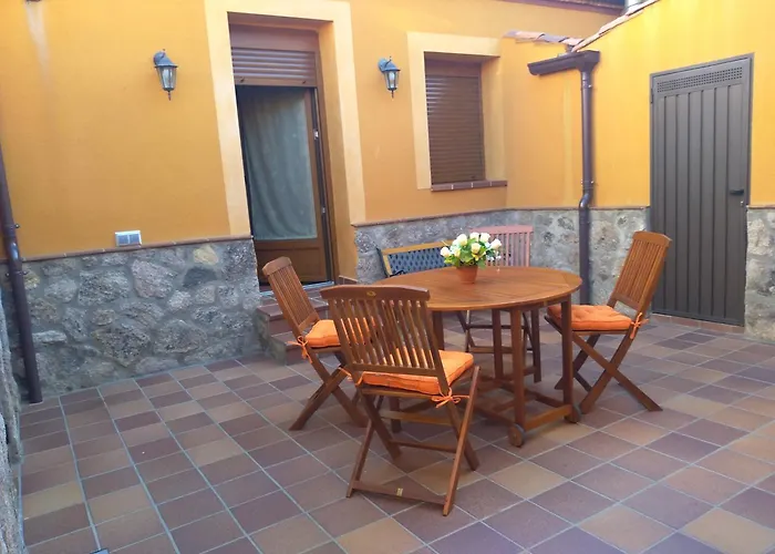 Casa rural El Abuelo Anselmo Segovia